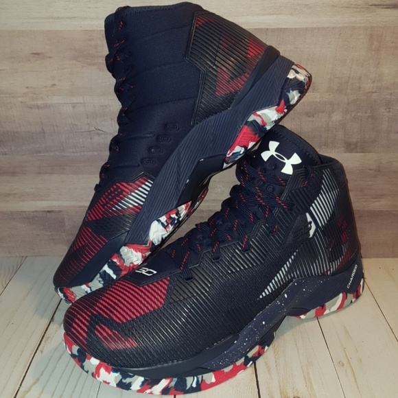 My goal is to share a good deal on cool kicks - Picture 5 of 8